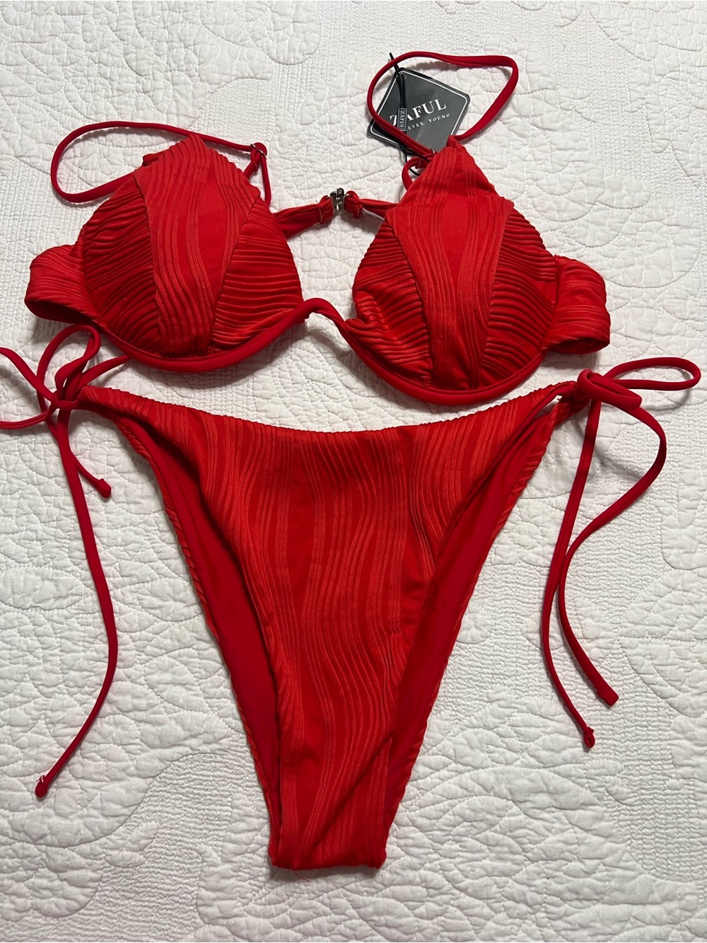Zaful Tie Back Tie Side Bikini Swimsuit Size XL Red  2 piece # 540 New